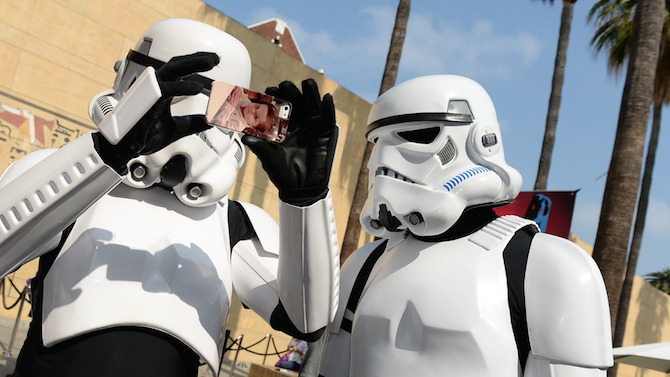 Une expérience Star Wars 7 en réalité virtuelle grâce à Disney et Google
