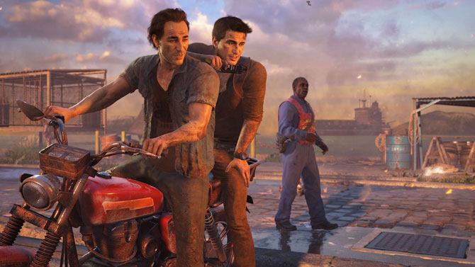 Uncharted 4 : Neil Druckmann montre la version finale du steelbook