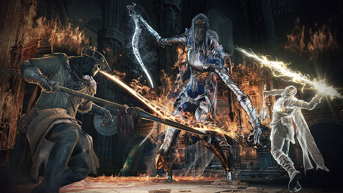 Sony et From Software annoncent plusieurs packs PS4 aux couleurs de Dark Souls III