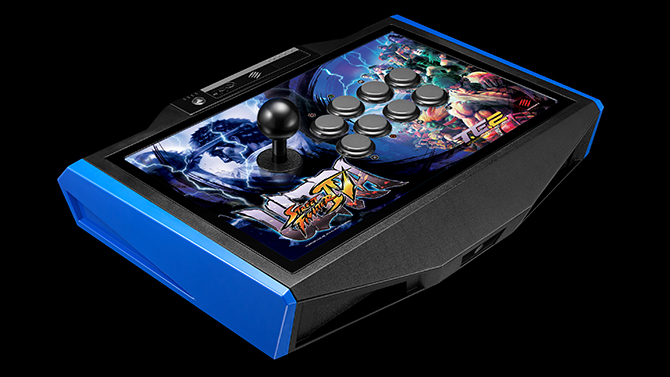 Street Fighter V (PS4) est compatible avec les manettes et sticks arcade PS3