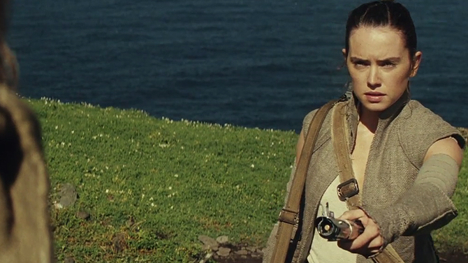 Star Wars 8 : Daisy Ridley (Rey) parle de la première scène et du rôle de Luke Skywalker
