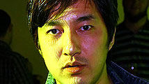 Mikami et Suda 51 avec Electronic Arts