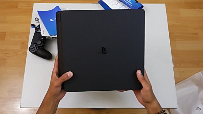 PS4 Slim : Un modèle 1 To en préparation ?