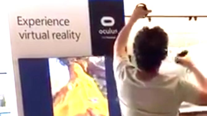 L'image du jour : Une chute à mourir de rire en réalité virtuelle