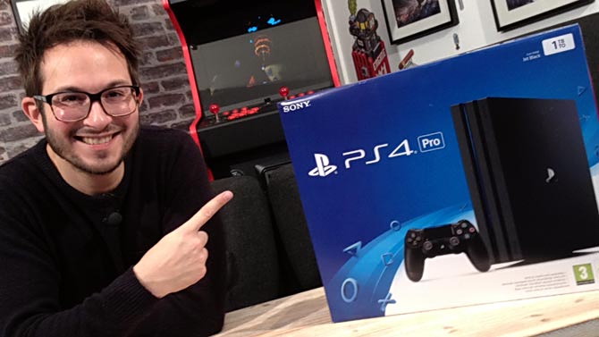 PS4 Pro vs PS4 Standard : Notre Unboxing de la nouvelle console de Sony