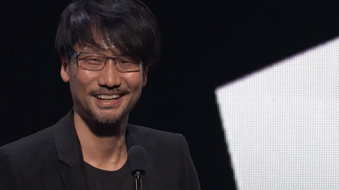 Game Awards : Hideo Kojima reçoit enfin le prix Industry Icon des mains de Geoff Keighley