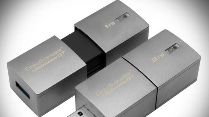 CES 2017 : Kingston présente "la plus grosse clé USB au monde"