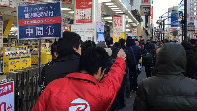PlayStation VR au Japon : De nouvelles queues devant les boutiques, les photos