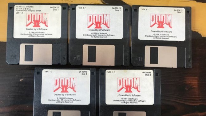 Doom 2 : Enchères terminées pour les disquettes de John Romero