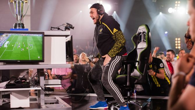 FIFA 17 FIWC : Les poules sont tombées... et il y aura du lourd pour "Rocky"