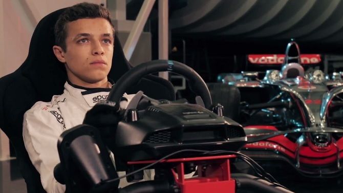 F1 2017 : Lando Norris teste plusieurs McLaren, la future star en a sous le pied
