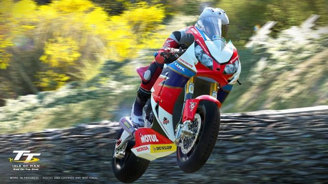TT Isle of Man repoussé à mars 2018 sur Terre