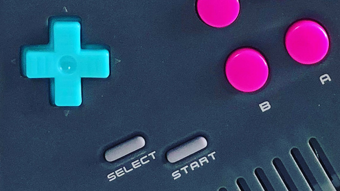 L'image du jour : Voici la Game Boy Neon Zero