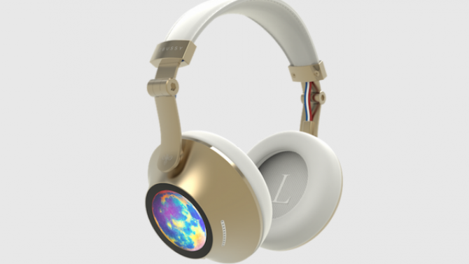 CES 2018 : La startup française Debussy présente un casque audio 4G/Wi-fi avec écran