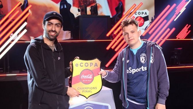 FIFA 18 : Avant les playoffs PS4, "Maestro" s'offre un nouveau trophée