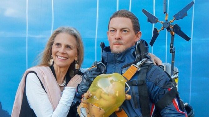 E3 2018 : Kojima présente Norman Reedus à Lindsay Wagner