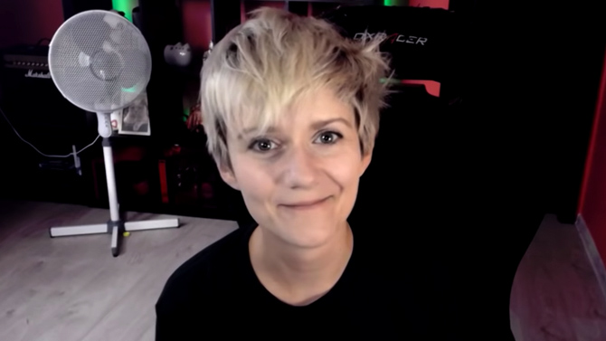 L'image du jour : Elle recrée la démo E3 de Cyberpunk 2077 avec Photoshop