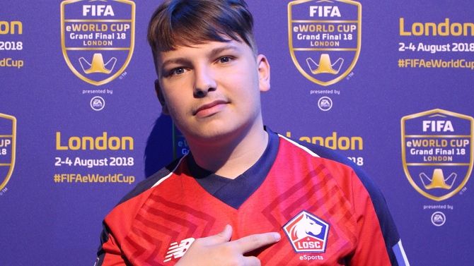 FIFA 18 eWorld Cup : Rafsou déjà éliminé, Maestro encore dans le coup