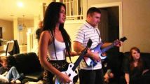Megan Fox  : après Lara Croft, Guitar Hero...