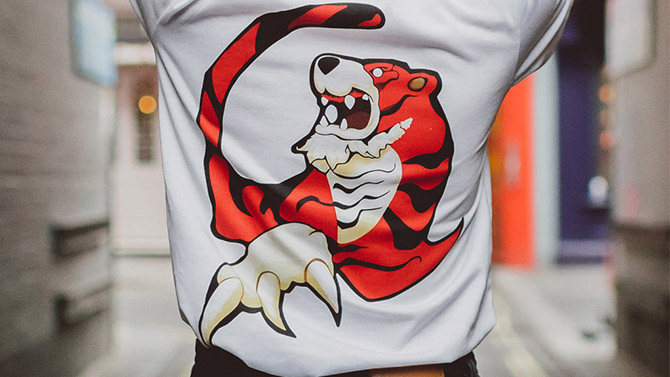 Shenmue : Une nouvelle collection de vêtements officiels commercialisée, les photos