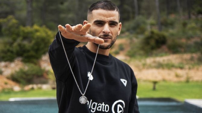 eSport : "Une équipe FIFA ? Mon prochain objectif !" Le rappeur Fianso nous raconte son projet "Prism Gang"