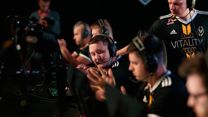 CS:GO : Les équipes françaises G2 et Vitality qualifiées pour la prochaine étape du StarLadder Major