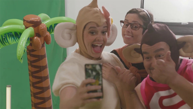 Une bande-annonce live action complètement barrée pour Super Monkey Ball Banana Blitz HD