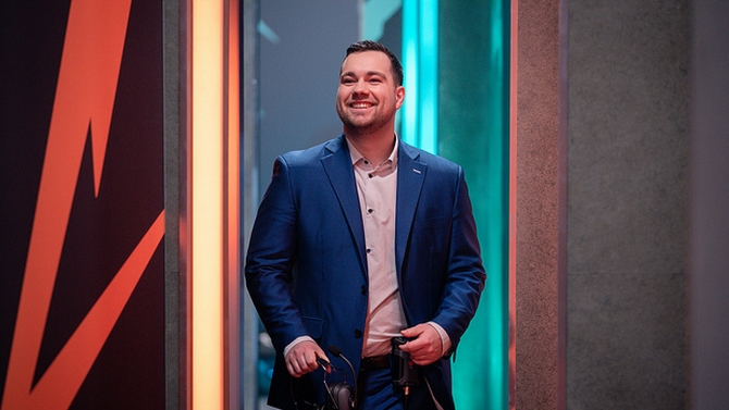 League of Legends : Le coach Youngbuck quitte Fnatic, prochaine équipe en LCS ?