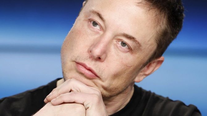 L'image du jour : Quand la nouvelle voiture d'Elon Musk rencontre Halo
