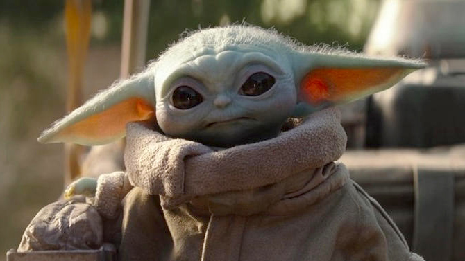 L'image du jour : Un cosplay de Bébé Yoda qui tient du génie
