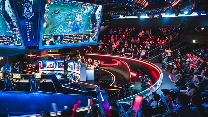 League of Legends : La LCK deviendra franchisée en 2021, les dossiers en examination
