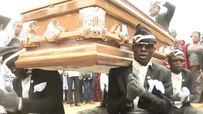 L'image du jour : "Coffin Dance", le mème des porteurs de cercueil version Mario