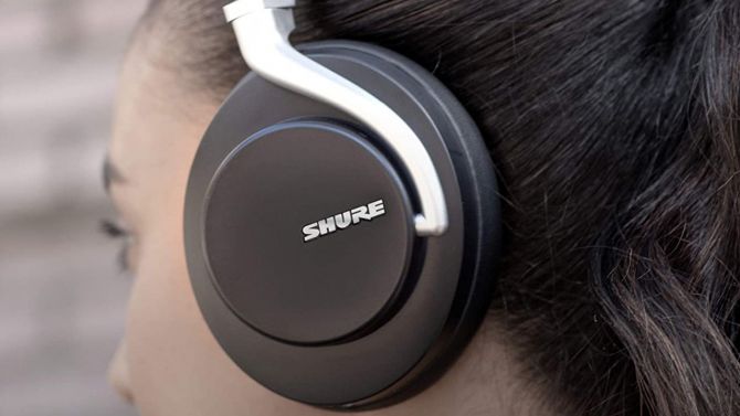 Shure présente son premier casque sans fil : L'AONIC 50 a réduction de bruit intelligent