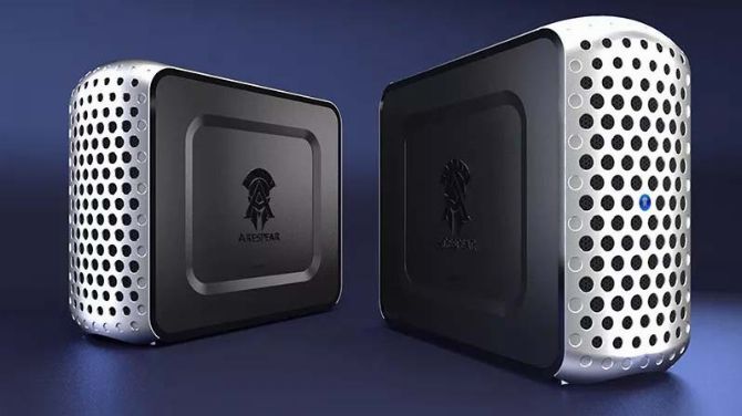 Au Japon, Konami annonce... des PC Gamers, les infos et les images