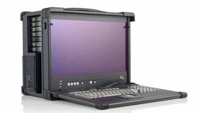 a-XP : Un PC/station de travail surpuissant... dans une valise
