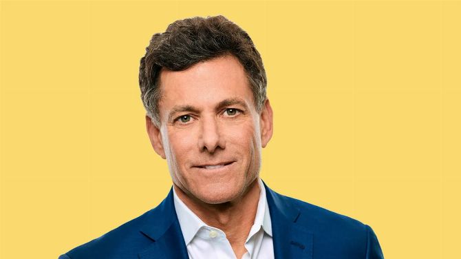 PS5 vs Xbox Series : Strauss Zelnick (2K, Rockstar) commente les stratégies de Sony et Microsoft