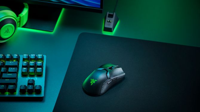 Razer BlackWidow, Nari Essential et Viper Ultimate : Un arsenal de conquérants