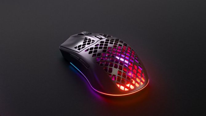 TEST de la souris SteelSeries Aerox 3 Wireless : Toute légère et très performante