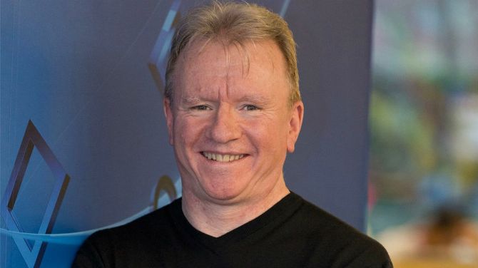 PS5 : Hausse du prix des jeux et God of War Ragnarok cross-platform, Jim Ryan répond