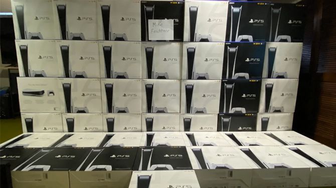 PS5 : Des spéculateurs affirment avoir acheté des milliers de consoles grâce à des bots