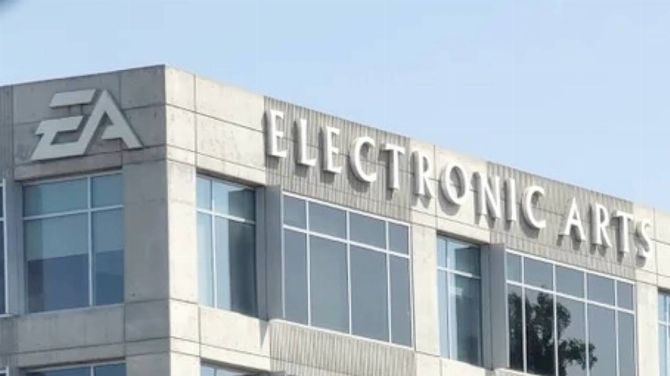 L'image du jour : Un troll "IRL" lié au Covid-19 devant les locaux d'EA