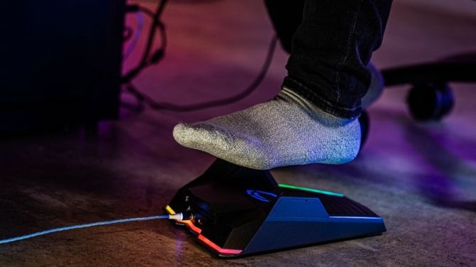 MSI dévoile un accessoire pour jouer... avec les pieds