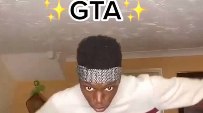 L'image du jour : Il reproduit les courses de persos de jeu vidéo (mais pas que) à la perfection