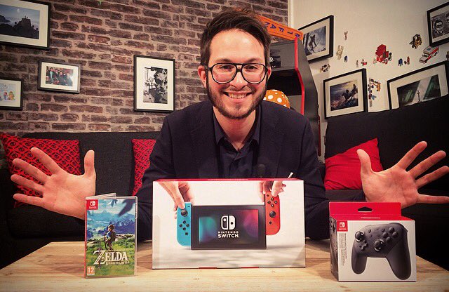 La Nintendo Switch est arrivée à Gameblog, découvrez la en direct !