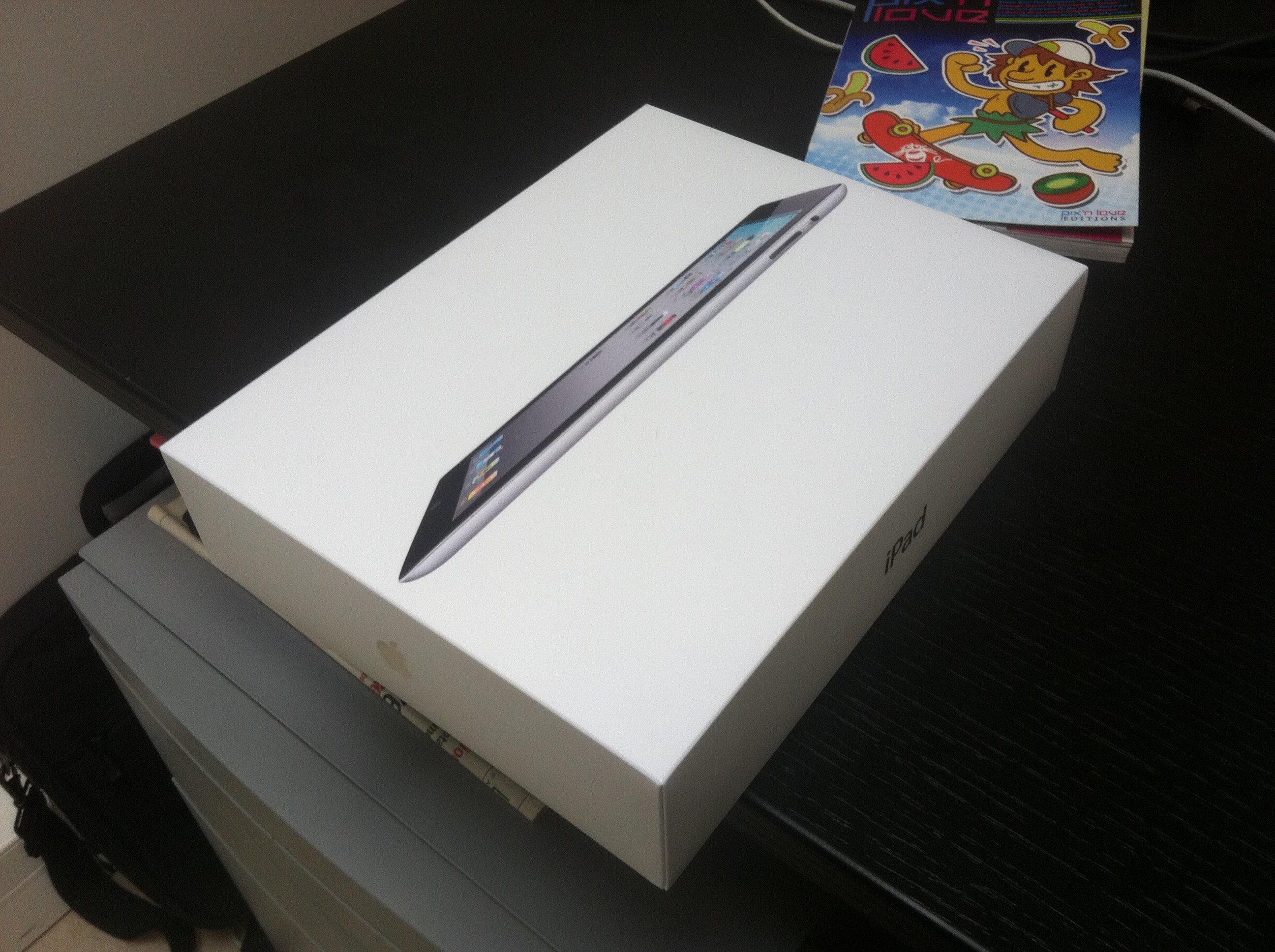 L'iPad 2 est arrivé au bureau :-)