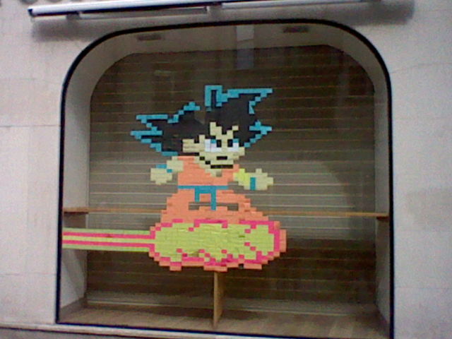 Des vitrines completement pixélisées