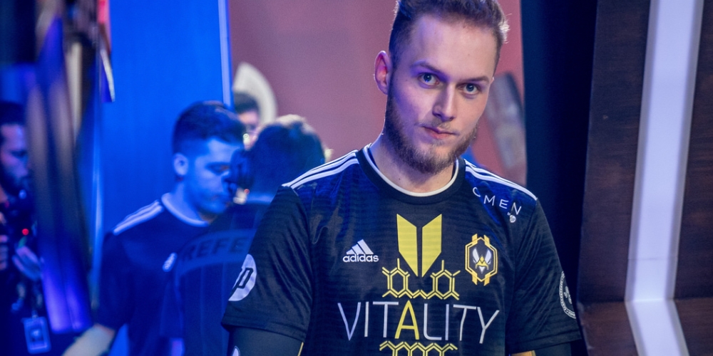 "J'aimerais voir un 3-0 Fnatic, mais la finale sera très serrée" : Notre interview de Cabochard