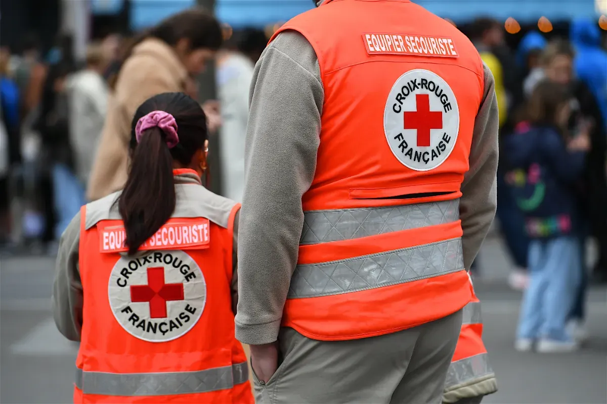 La Croix-Rouge alerte : ce sac d'urgence pourrait sauver votre famille, mais 9 Français sur 10 n'en ont toujours pas préparé