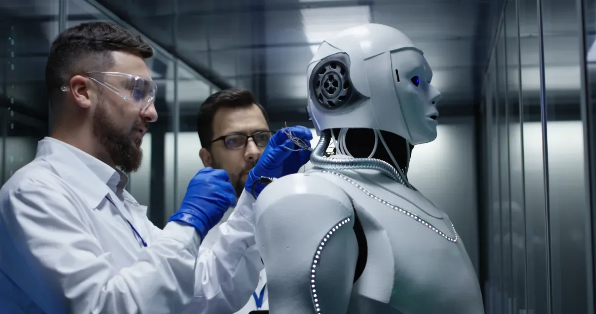 Cette société teste ses robots humanoïdes en Ukraine et affirme qu'ils seront au combat d'ici 2026