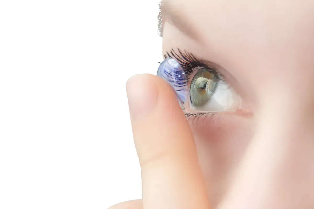 Une équipe de scientifiques coréens teste des lentilles de contact pour guérir cette maladie qui touche des milliers de personnes